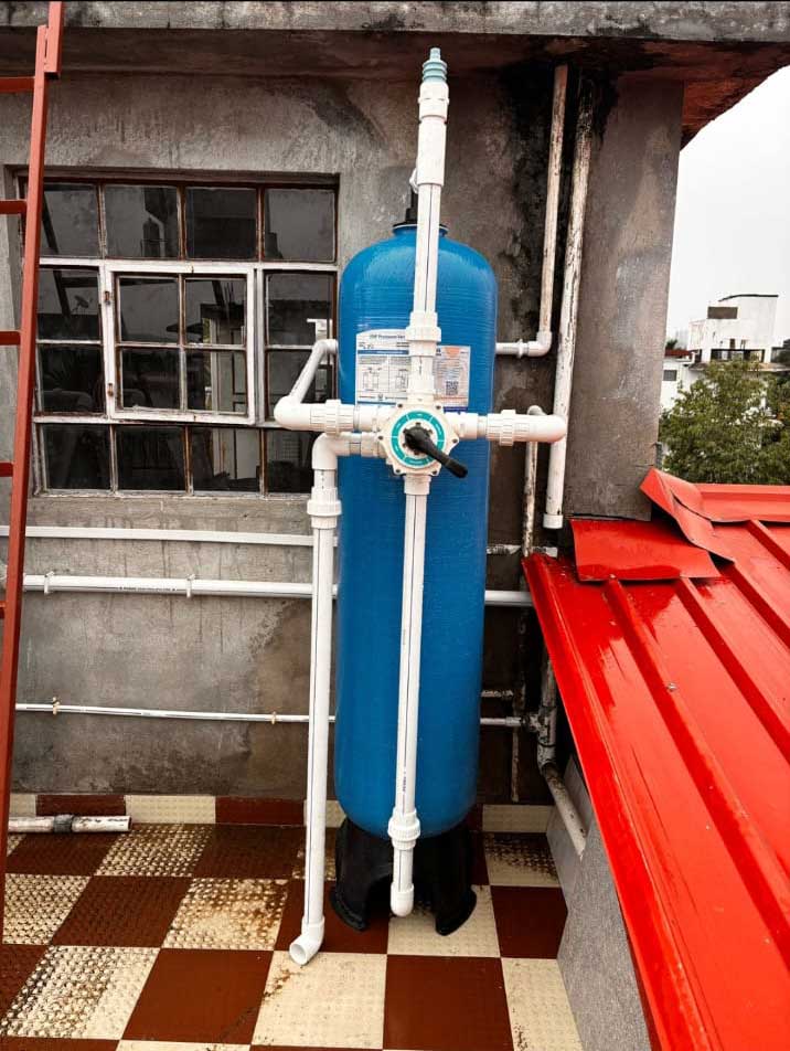 Iron removal filter system